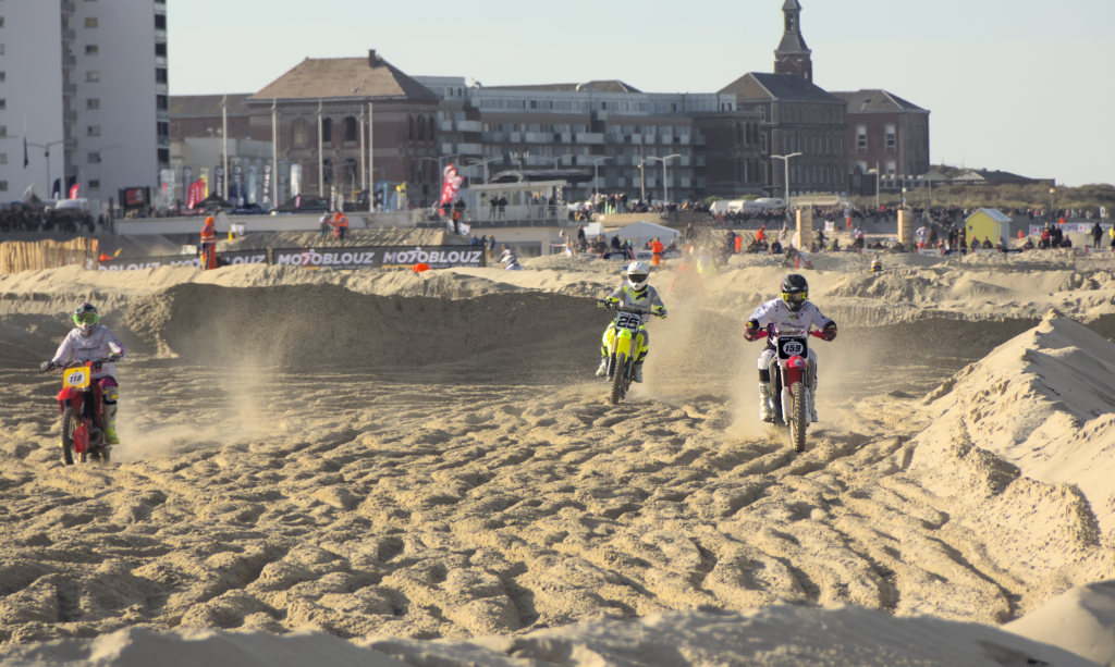beach cross 2025
